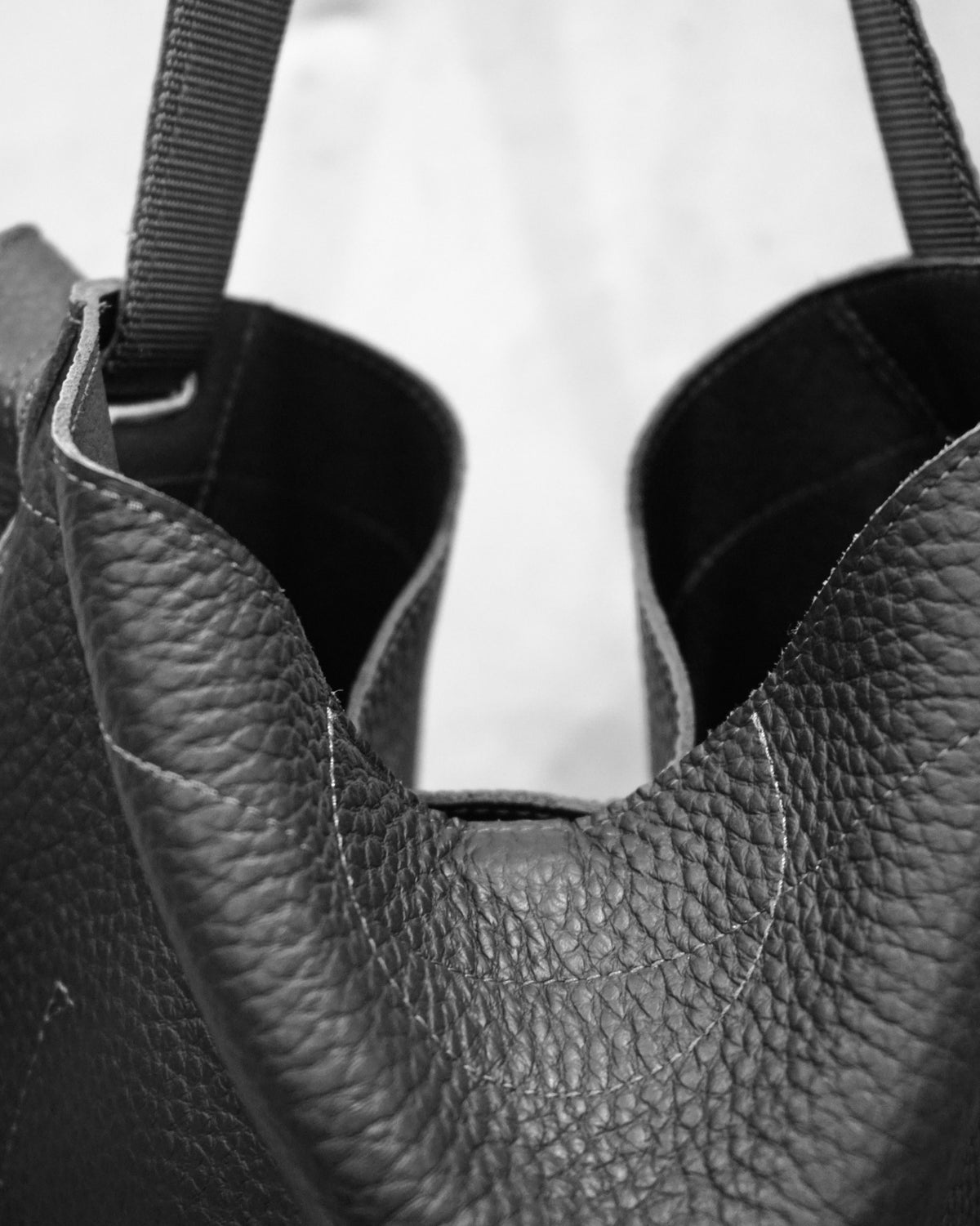 Galloway 01 — Convertible Bellows Bag: Mars