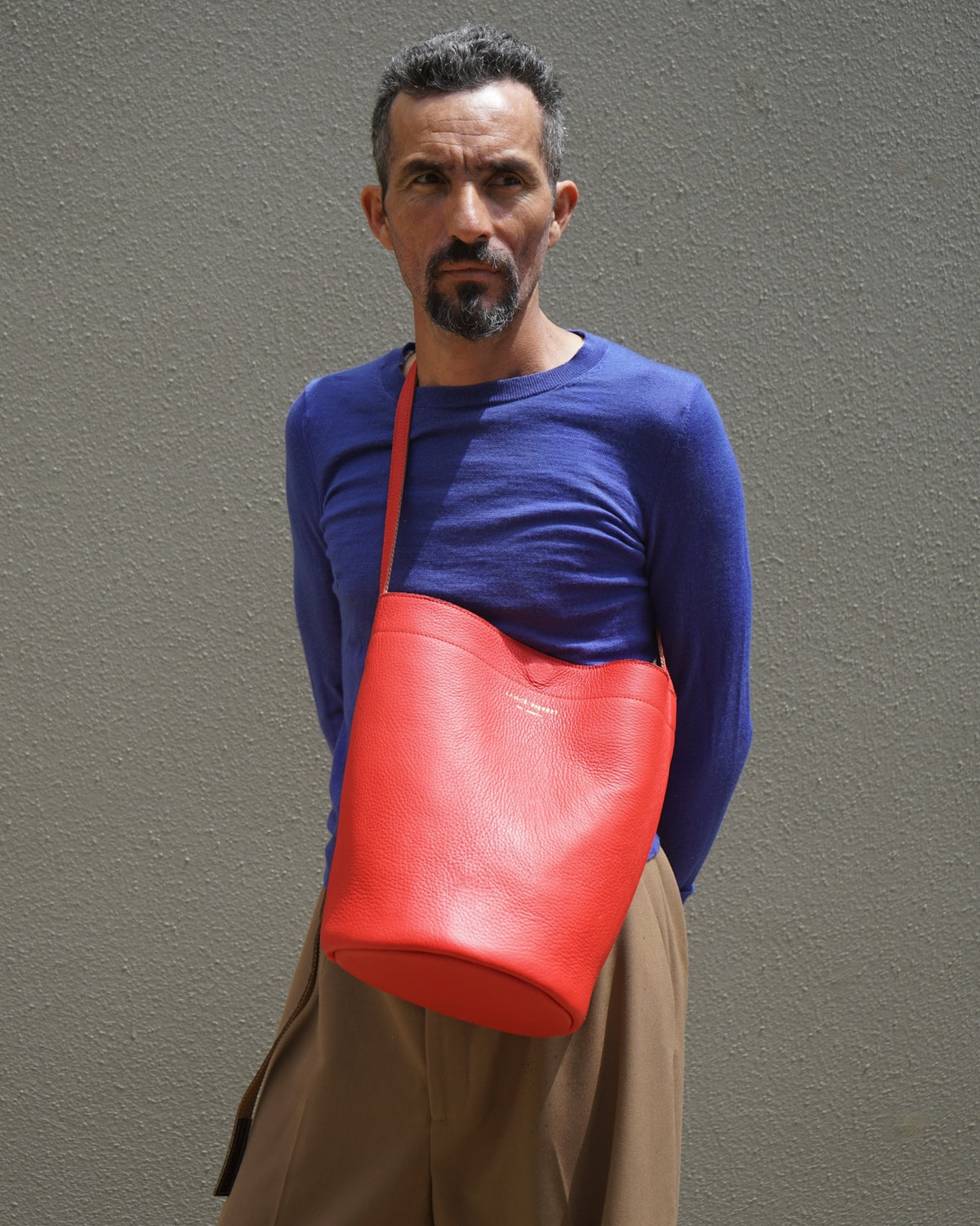 Bongo 01 — Convertible Crossbody Bucket Bag: Mars