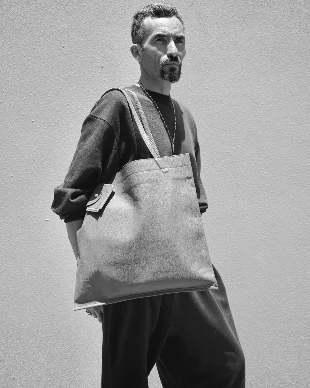 Varsituile 01 — Single Hide Tote: Dulce