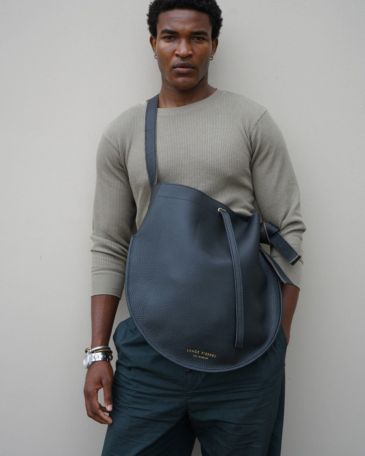 Galloway 01 — Convertible Bellows Bag: Carbon