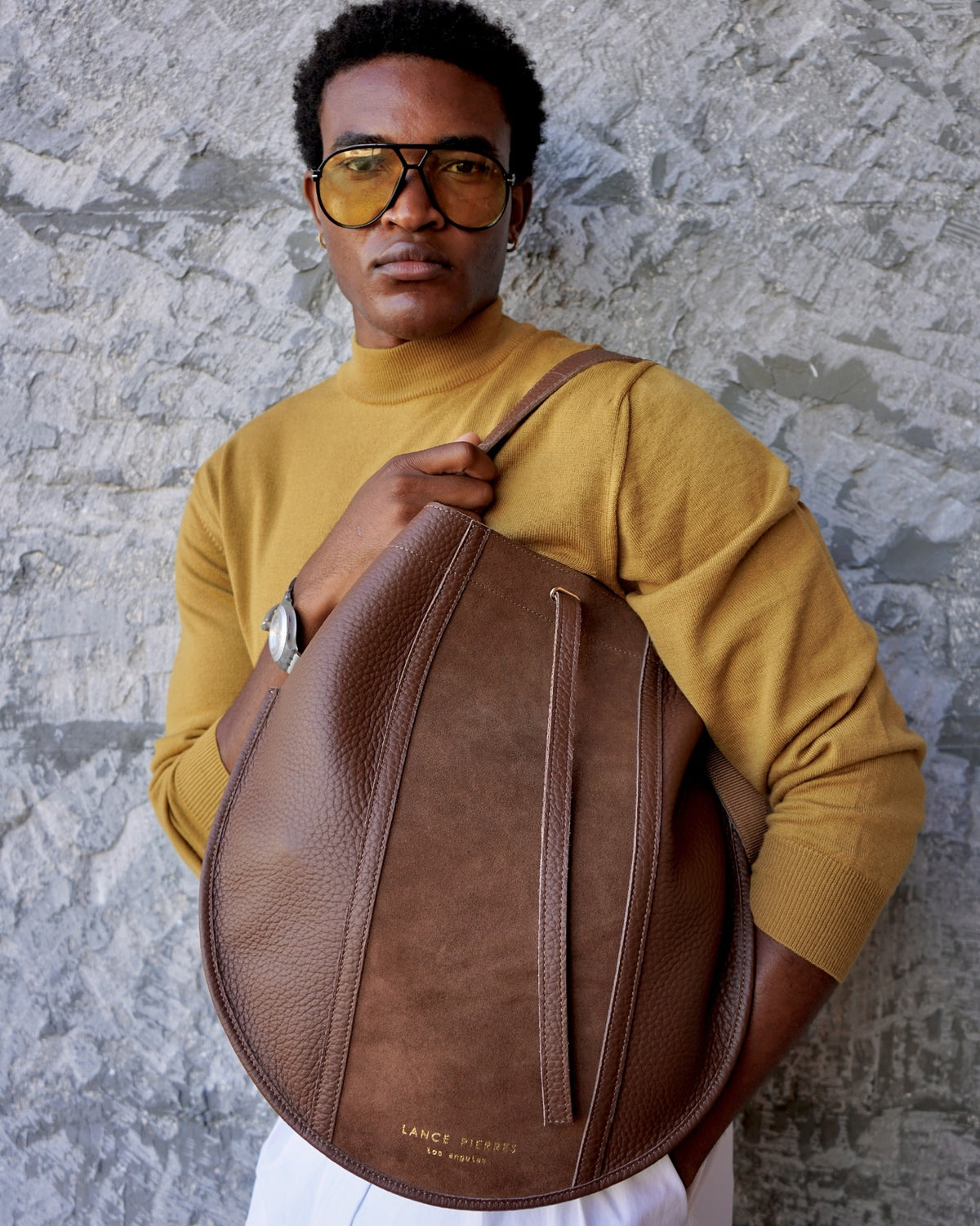 Galloway 01 — Spectatore — Channeled Convertible Bellows Bag: Noisette