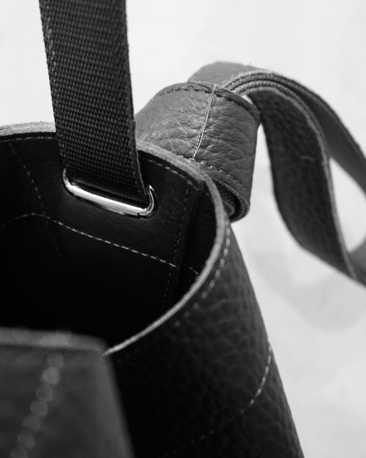 Galloway 01 — Convertible Bellows Bag: Mars