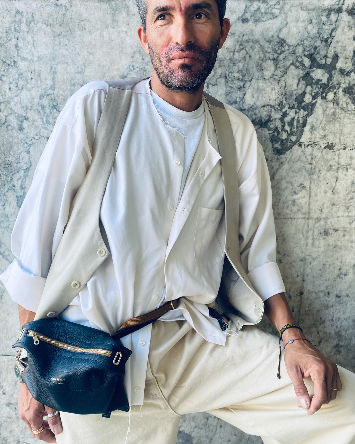 Minigilli 01 — Convertible Crossbody Pouch: Carbon
