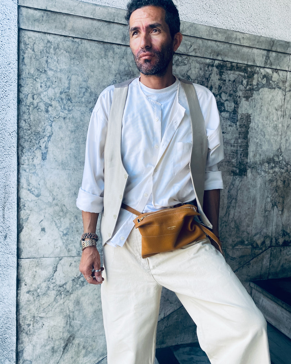 Minigilli 01 — Convertible Crossbody Pouch: Pecannes