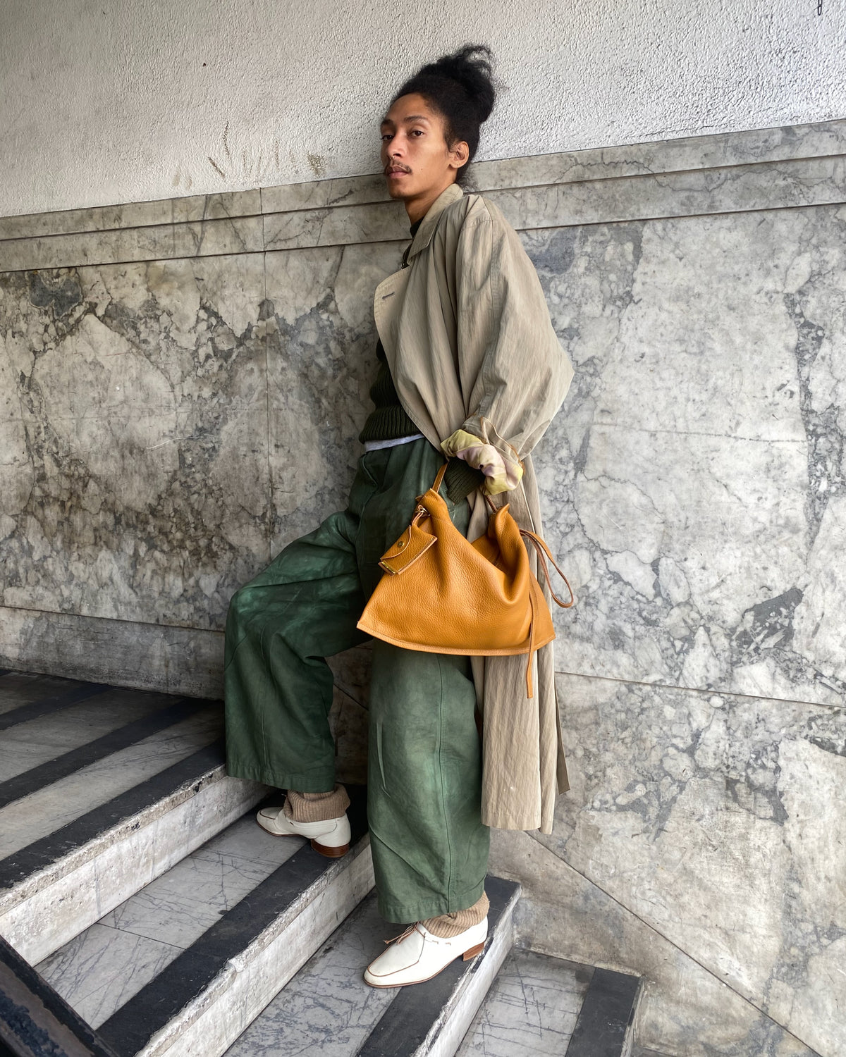 Gilli 01 — Convertible Crossbody Pouch: Pecannes