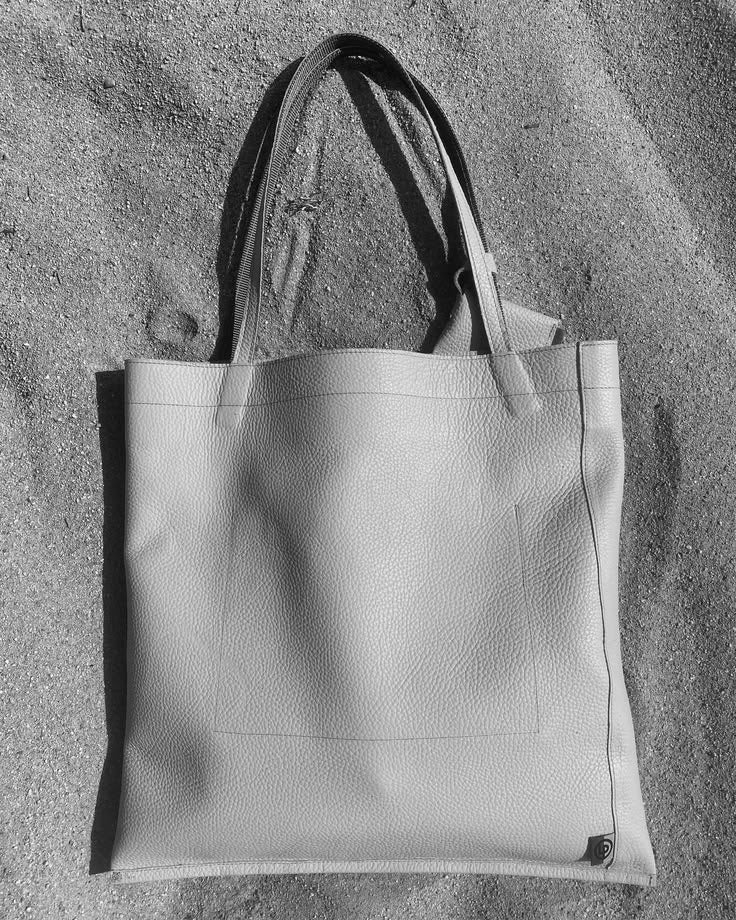Varsituile 01 — Single Hide Tote: Brew